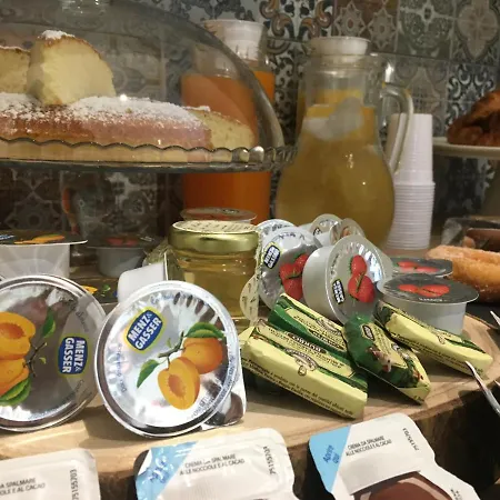 Le Stanze Dell'emiro Bed & Breakfast